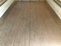 日野レンジャー冷凍車（冷蔵車）中型（4t）[写真14]