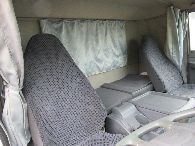 三菱ふそうファイターアルミブロック増トン（6t・8t）[写真19]