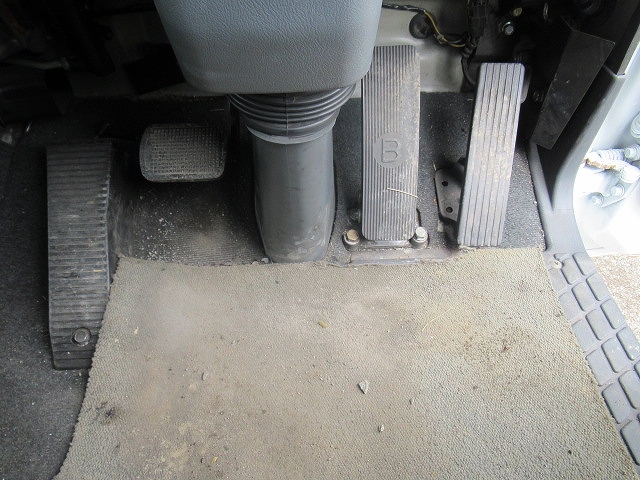 三菱ふそうファイターアルミブロック増トン（6t・8t）[写真29]