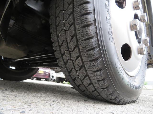 三菱ふそうキャンターダンプ小型（2t・3t）[写真15]