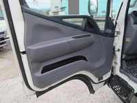 三菱ふそうキャンターダンプ小型（2t・3t）[写真24]