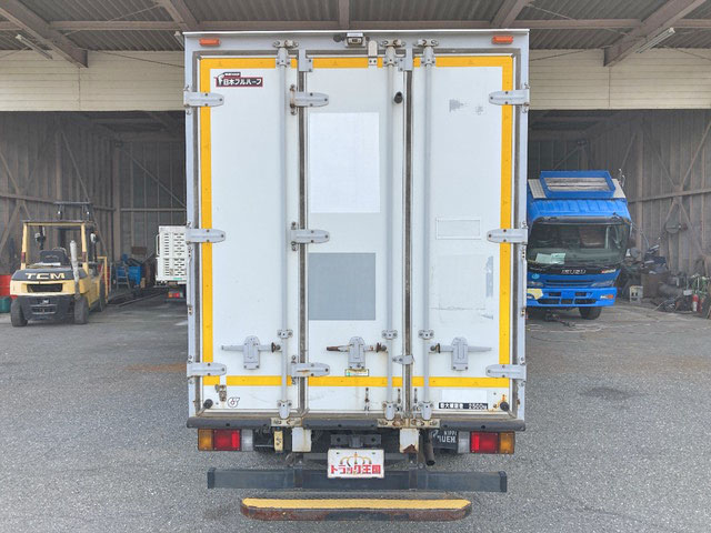 いすゞエルフパネルバン小型（2t・3t）[写真10]