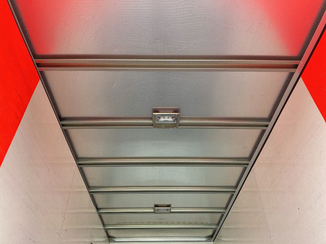 いすゞエルフパネルバン小型（2t・3t）[写真12]