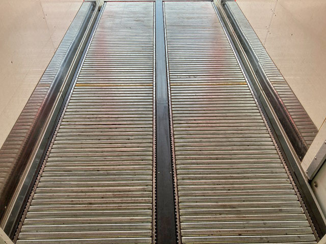 いすゞエルフパネルバン小型（2t・3t）[写真18]