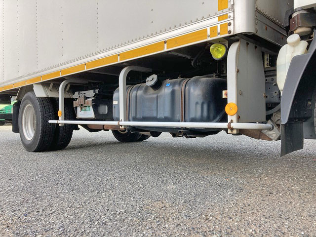 いすゞエルフパネルバン小型（2t・3t）[写真21]