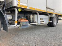 いすゞエルフパネルバン小型（2t・3t）[写真22]