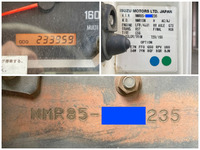 いすゞエルフパネルバン小型（2t・3t）[写真40]