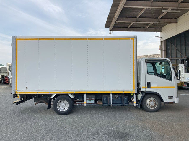 いすゞエルフパネルバン小型（2t・3t）[写真07]