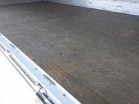 いすゞフォワードアルミウイング中型（4t）[写真11]