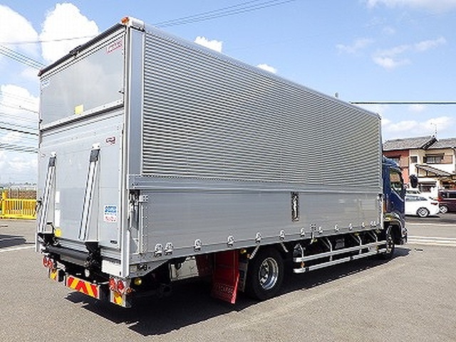 いすゞフォワードアルミウイング中型（4t）[写真02]