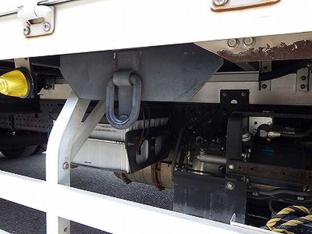 いすゞフォワードアルミウイング中型（4t）[写真21]