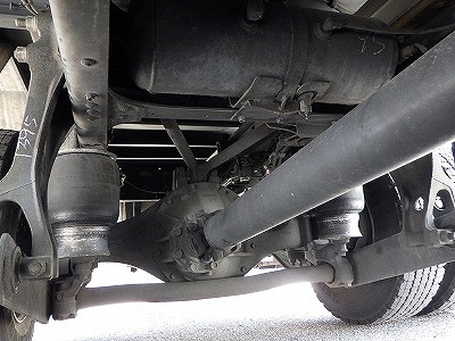 いすゞフォワードアルミウイング中型（4t）[写真22]