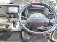 三菱ふそうキャンターアルミバン小型（2t・3t）[写真10]