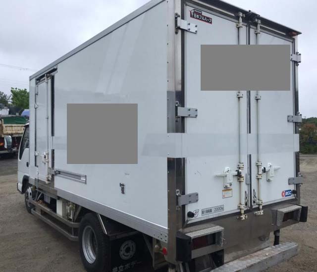 いすゞエルフ冷凍車（冷蔵車）小型（2t・3t）[写真03]