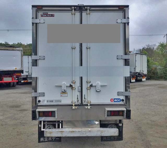 いすゞエルフ冷凍車（冷蔵車）小型（2t・3t）[写真04]