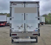 いすゞエルフ冷凍車（冷蔵車）小型（2t・3t）[写真04]