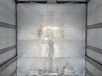 いすゞギガアルミウイング大型（10t）[写真13]