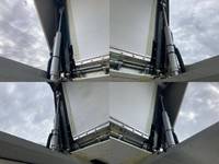 いすゞギガアルミウイング大型（10t）[写真15]