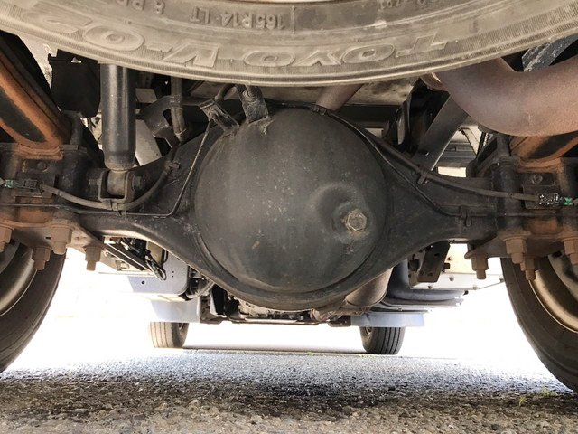 いすゞエルフ冷凍車（冷蔵車）小型（2t・3t）[写真18]