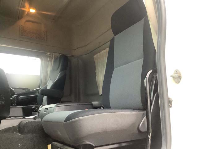 日野プロフィアアルミウイング大型（10t）[写真25]