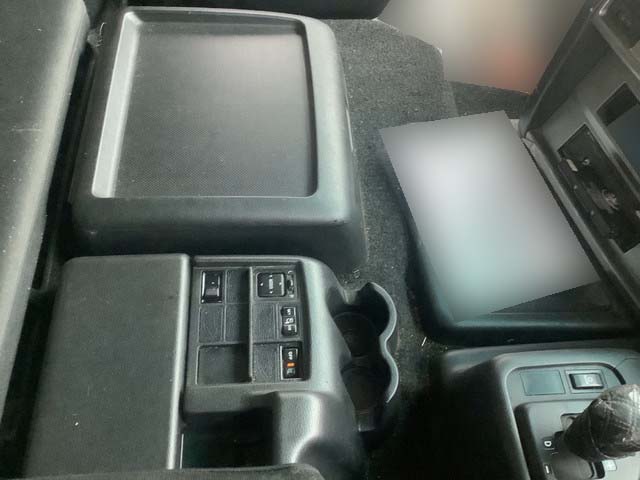 日野プロフィアアルミウイング大型（10t）[写真31]