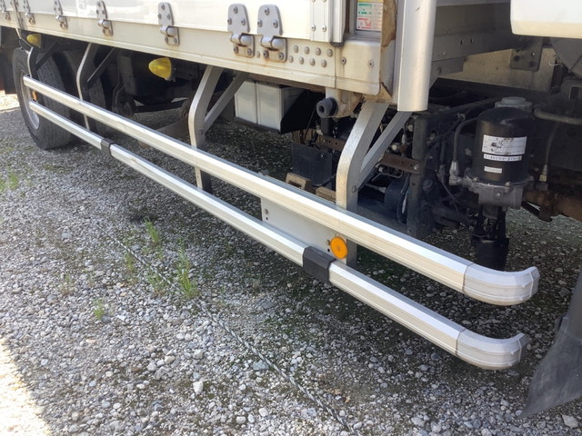 いすゞフォワードアルミウイング中型（4t）[写真17]