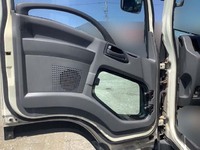 いすゞフォワードアルミウイング中型（4t）[写真26]