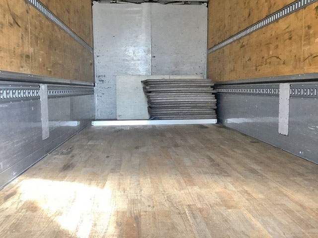 日野レンジャーアルミウイング中型（4t）[写真10]