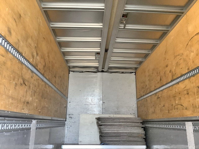 日野レンジャーアルミウイング中型（4t）[写真07]