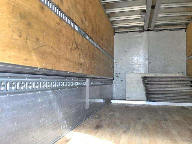 日野レンジャーアルミウイング中型（4t）[写真08]