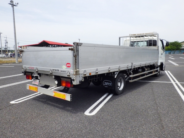 三菱ふそうファイターアルミブロック中型（4t）[写真02]