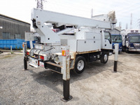 いすゞエルフ高所作業車小型（2t・3t）[写真02]