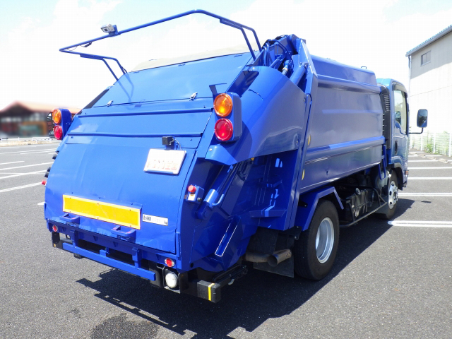 いすゞエルフパッカー車（塵芥車）小型（2t・3t）[写真02]