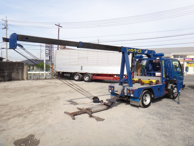 いすゞエルフレッカー車小型（2t・3t）[写真02]