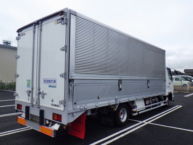 三菱ふそうファイター冷蔵冷凍ウイング中型（4t）[写真02]