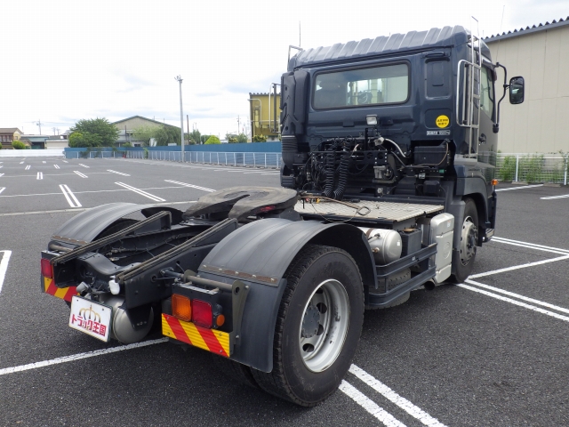 中古トレーラーヘッド（トラクターヘッド） UDトラックス 東京・北海道
