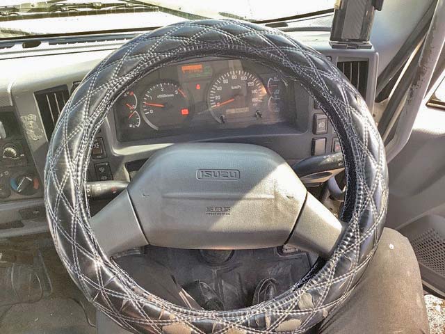 いすゞフォワードアルミウイング中型（4t）[写真25]