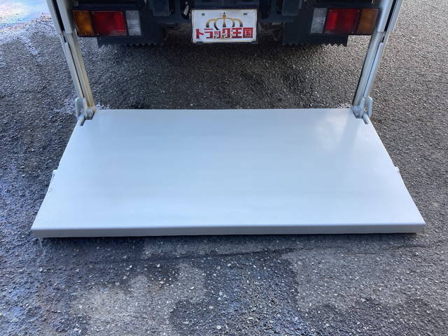 マツダタイタン平ボディ小型（2t・3t）[写真10]