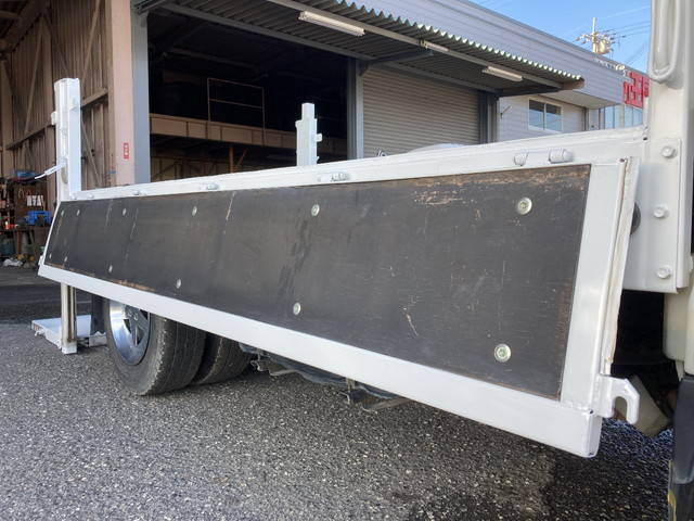 マツダタイタン平ボディ小型（2t・3t）[写真13]