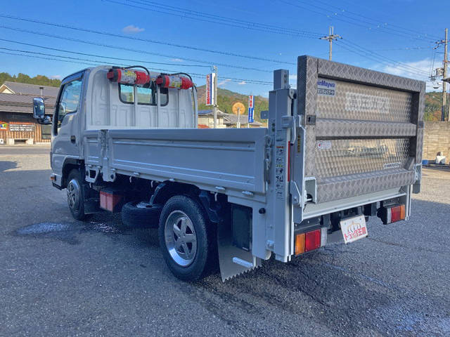 マツダタイタン平ボディ小型（2t・3t）[写真04]