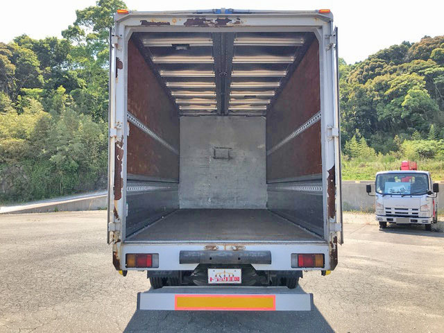 いすゞエルフアルミウイング小型（2t・3t）[写真12]