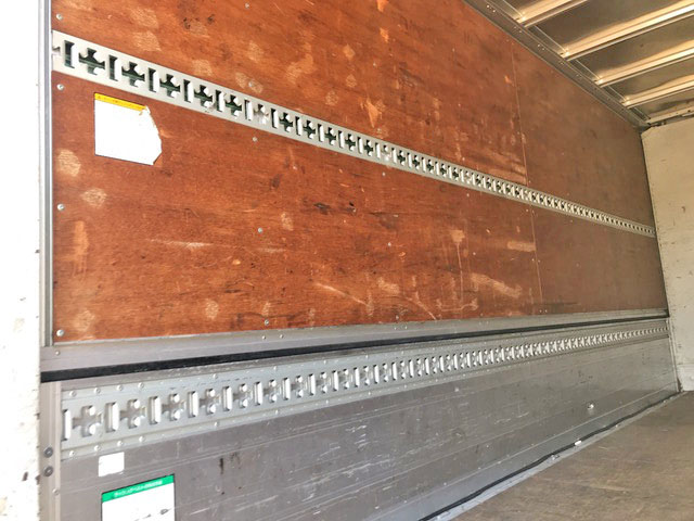 いすゞエルフアルミウイング小型（2t・3t）[写真14]