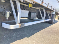 いすゞエルフアルミウイング小型（2t・3t）[写真22]