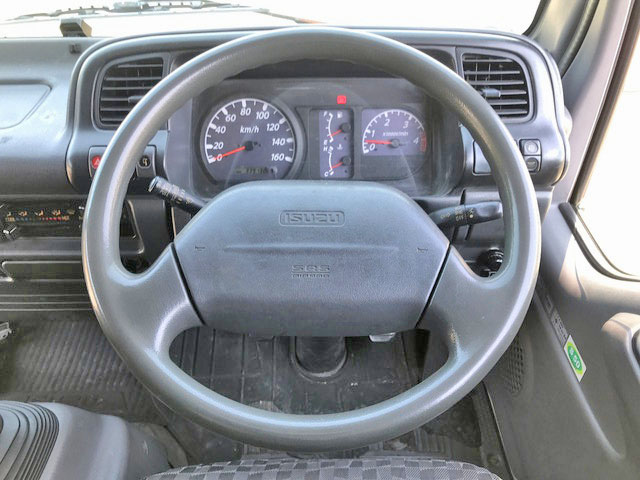 いすゞエルフアルミウイング小型（2t・3t）[写真36]