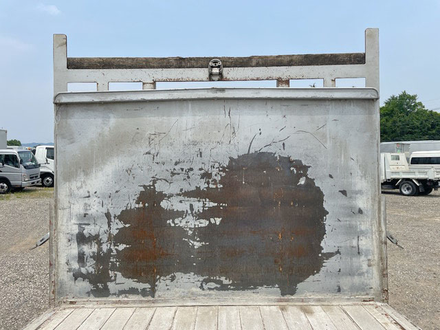 いすゞエルフアルミブロック小型（2t・3t）[写真13]