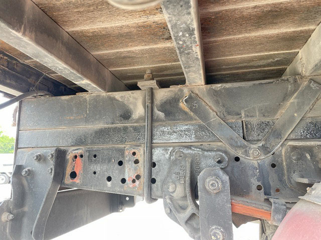 いすゞエルフアルミブロック小型（2t・3t）[写真24]