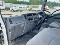 いすゞエルフアルミブロック小型（2t・3t）[写真31]