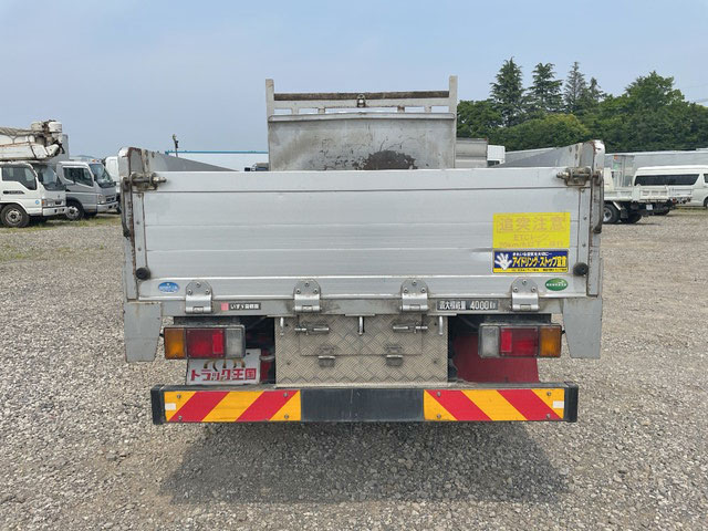 いすゞエルフアルミブロック小型（2t・3t）[写真09]