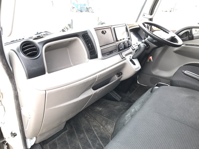 日産アトラス幌車小型（2t・3t）[写真23]