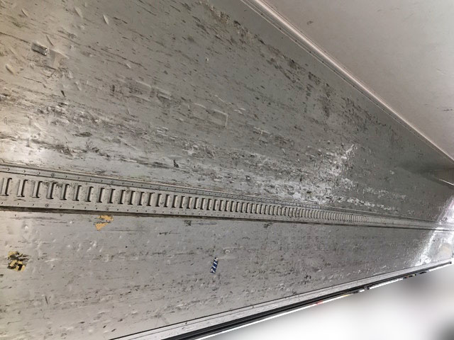 三菱ふそうスーパーグレートパネルウイング大型（10t）[写真10]